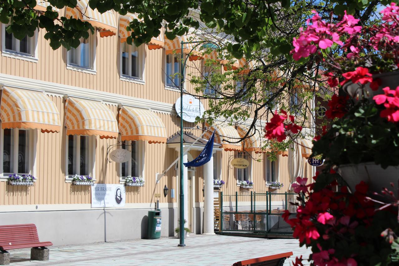 Pietarsaaren Kaupunginhotelli Jakobstad ภายนอก รูปภาพ