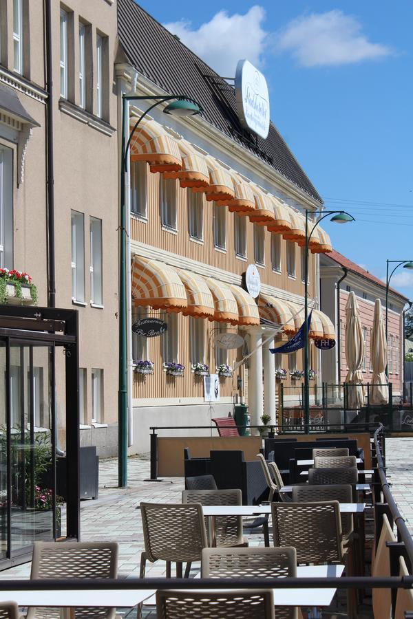 Pietarsaaren Kaupunginhotelli Jakobstad ภายนอก รูปภาพ